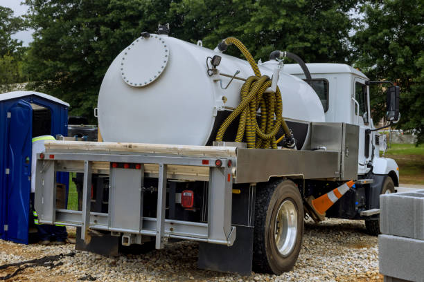Portable Toilet Options We Offer in Sam Rayburn, TX
